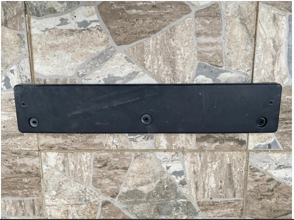 Tucson 3 2018 - 2020 Yılları Arası Plakalık ÇIKMA  Orijinal 86529D7510 - 86529-D7500